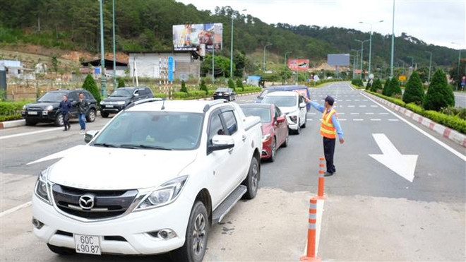 Lâm Đồng: Khởi tố vụ án liên quan đến ổ dịch COVID-19 mới tại Đà Lạt ảnh 1