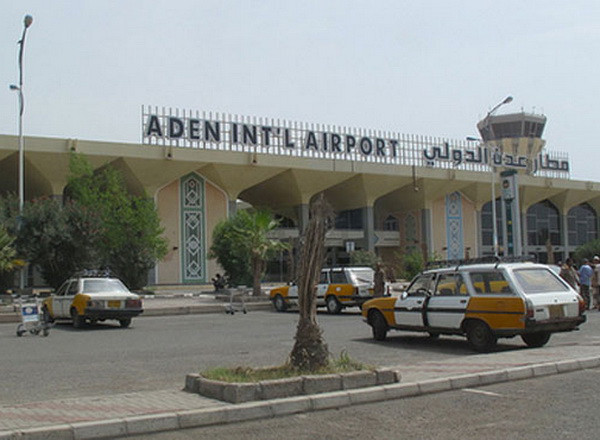 Yemen: Lực lượng thánh chiến Hồi giáo tấn công sân bay ở Aden ảnh 1