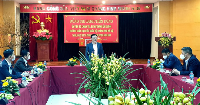 Bí thư Thành ủy Hà Nội Đinh Tiến Dũng thăm, chúc Tết người lao động ảnh 2