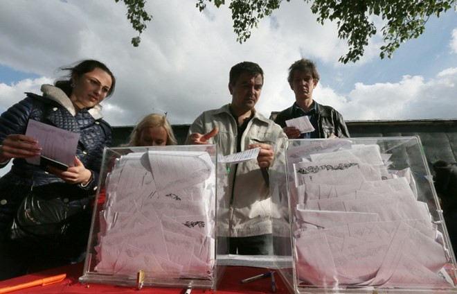 [Video] Nga, EU phản ứng trái ngược về miền Đông Ukraine ảnh 1