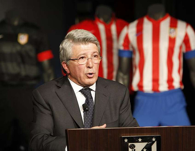 Chủ tịch Atletico Enrique Cerezo. (Nguồn: Getty) Chủ tịch Atletico ví von Barcelona còn kém hơn cả Malaga ảnh 1