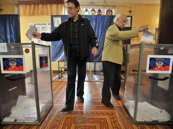 [Video] Nhiều người dân Donetsk muốn gia nhập Liên bang Nga ảnh 1