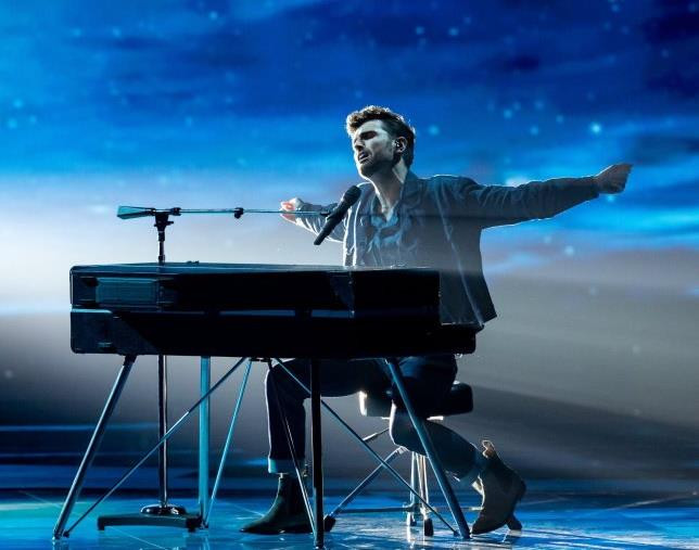 Ca sỹ Hà Lan Ducan Laurence trở thành quán quân Eurovision 2019 ảnh 1