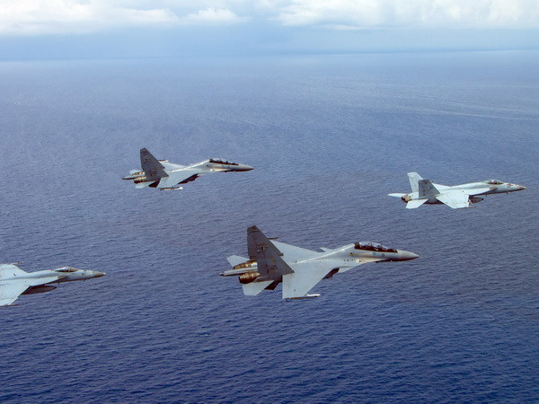 Bộ trưởng Quốc phòng Mỹ yêu cầu ngừng hoạt động bồi lấp ở Biển Đông ảnh 1