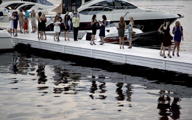 10% người giàu nhất thế giới xả ra 50% lượng khí thải CO2 toàn cầu ảnh 1