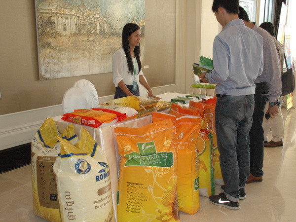 Campuchia quảng bá nhiều loại gạo tại Festival lúa gạo lần thứ 2 ảnh 1