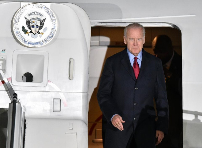 Phó Tổng thống Mỹ Joe Biden bắt đầu chuyến thăm Ukraine ảnh 1