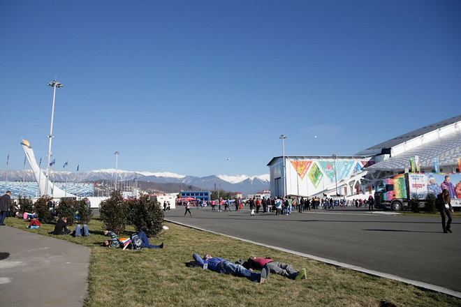 Olympic Sochi ở một góc nhìn khác: Nóng như mùa Hè! ảnh 7
