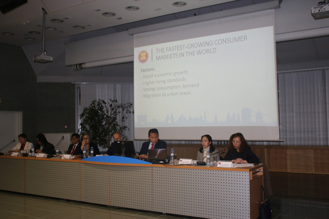 Việt Nam tham dự tọa đàm quảng bá ASEAN tại Cộng hòa Séc ảnh 1