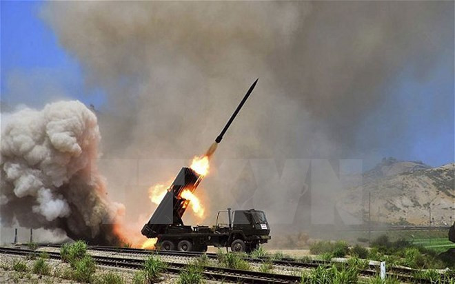 Ảnh minh họa. (Nguồn: Reuters/ KCNA/ TTXVN) Hàn Quốc theo dõi chặt khả năng Triều Tiên phóng tên lửa đạn đạo ảnh 1