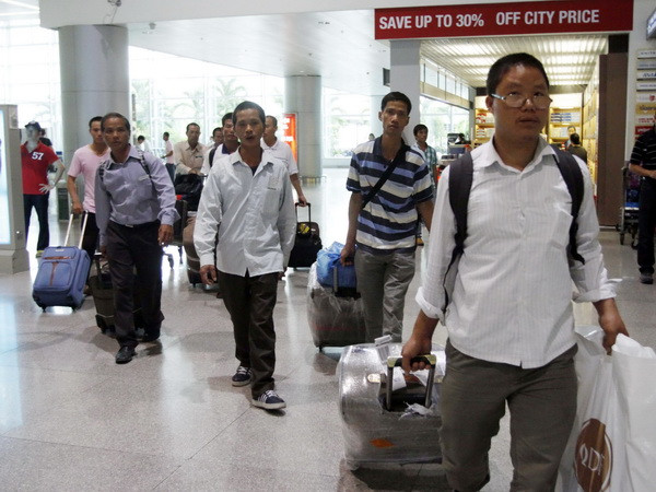 25 lao động Việt ở Libya trở về từ vùng chiến sự Benghazi ảnh 1