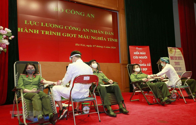 Theo tiếng gọi của Tổ quốc, đồng lòng cùng miền Nam chống dịch ảnh 2