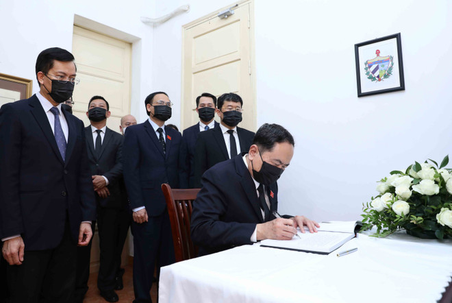 Tưởng niệm nguyên Chủ tịch QH Cuba Ricardo Alarcon de Quesada ảnh 1