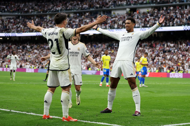 Real Madrid dễ dàng vượt qua Cadiz trên sân nhà Bernabeu. (Nguồn: Getty Images) real-vo_dich_0505-1.jpg