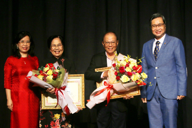 Kỷ niệm 25 năm thiết lập quan hệ ngoại giao Việt Nam-Hoa Kỳ tại TP.HCM ảnh 1