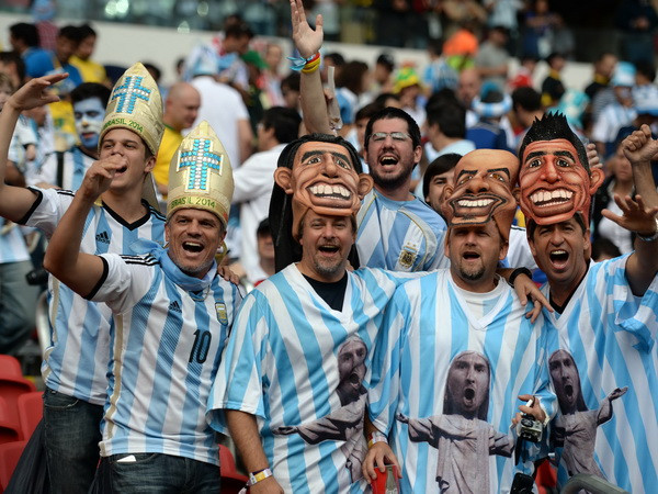 Argentina sẽ có lượng cổ động viên "khủng" ở trận gặp Thụy Sĩ ảnh 1