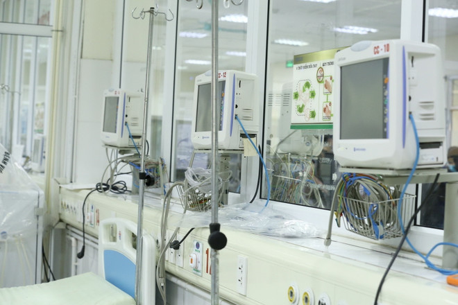 Hỗ trợ máy thở cho An Giang điều trị bệnh nhân COVID-19 nặng ảnh 1