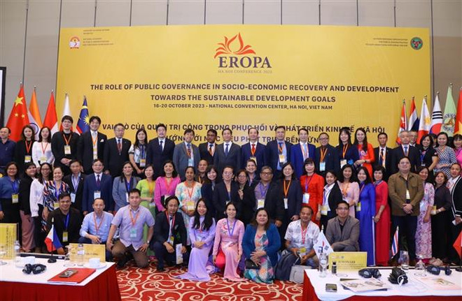 Đổi mới quản trị địa phương hướng tới mục tiêu phát triển bền vững ảnh 3