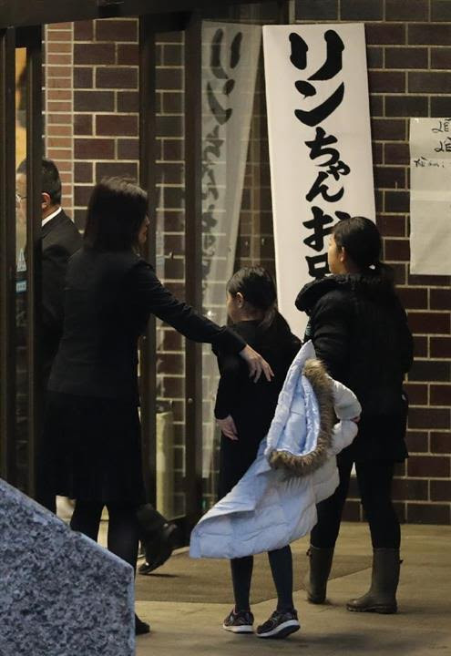 Cộng đồng người Việt tại Nhật Bản thắt lòng tiễn biệt bé Nhật Linh ảnh 2