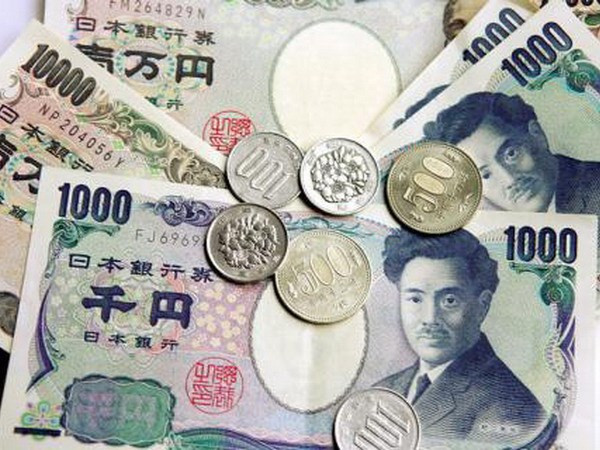 "Phớt lờ" quyết định của Ngân hàng trung ương, đồng yen giảm giá ảnh 1