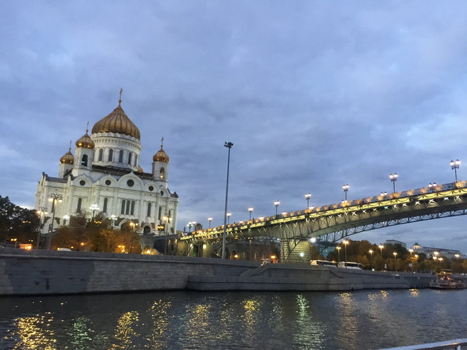 Ngắm nhìn những công trình tuyệt đẹp nằm bên bờ sông Moskva ảnh 3