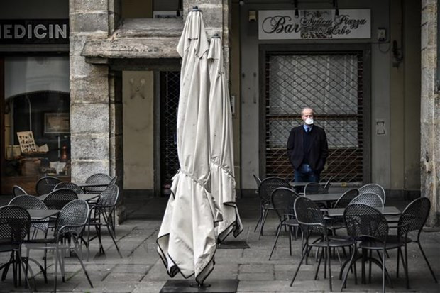 Nền kinh tế Eurozone đang có nguy cơ đối mặt suy thoái kép ảnh 1