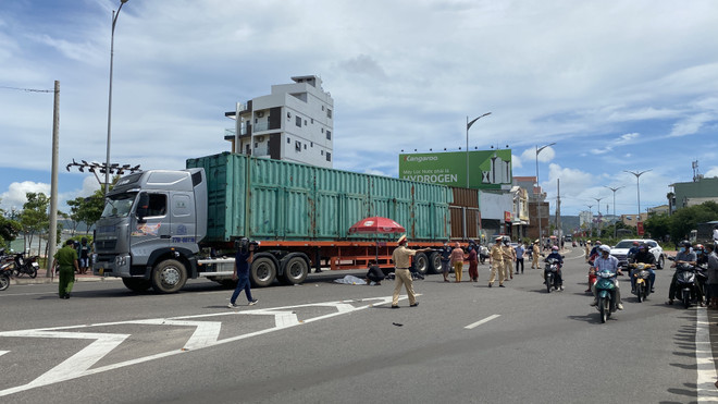 Số người tử vong do tai nạn giao thông giảm sâu trong 10 tháng qua ảnh 1