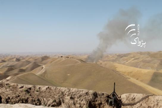 Afghanistan: Hơn 50 người chết trong cuộc tấn công của Taliban và IS ảnh 1