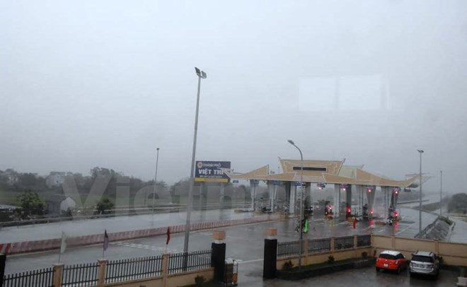 Tổng cục Đường bộ lập biên bản vụ tự ý chặn cầu Hạc Trì để phân luồng ảnh 1