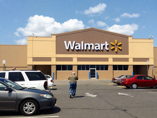 Cửa hàng Walmart tại Texas phải sơ tán vì bị dọa đánh bom ảnh 1