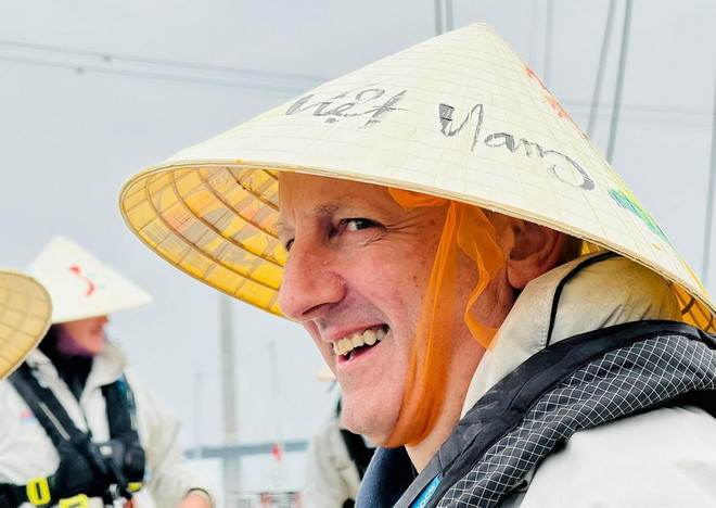 thuy thu ngoai quoc.jpg