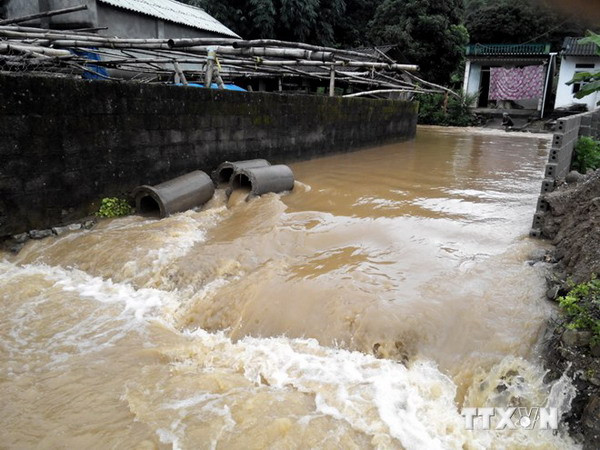 Tìm thấy thi thể nạn nhân bị lũ cuốn trôi ở Lào Cai sau 2 ngày ảnh 1