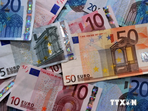 Tòa án Bồ Đào Nha phê chuẩn biện pháp “thắt lưng buộc bụng” ảnh 1