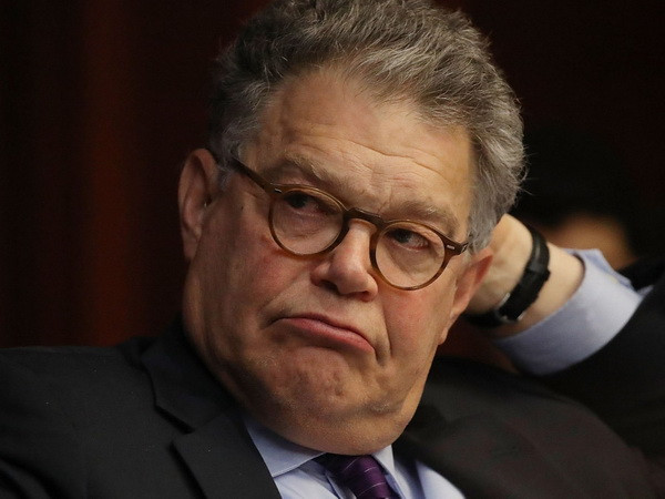 Thượng nghị sỹ Mỹ tuyên bố sẽ từ chức do cáo buộc quấy rối tình dục ảnh 1