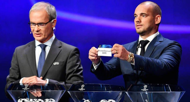 Dortmund rơi vào 'bảng tử thần' với Barcelona và Inter. (Nguồn: Getty Images) Dortmund 'đá đểu' Barcelona sau lễ bốc thăm Champions League ảnh 1