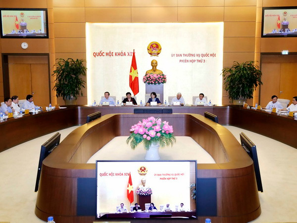 UBTVQH cho ý kiến dự thảo Nghị quyết về ngân sách Nhà nước ảnh 1