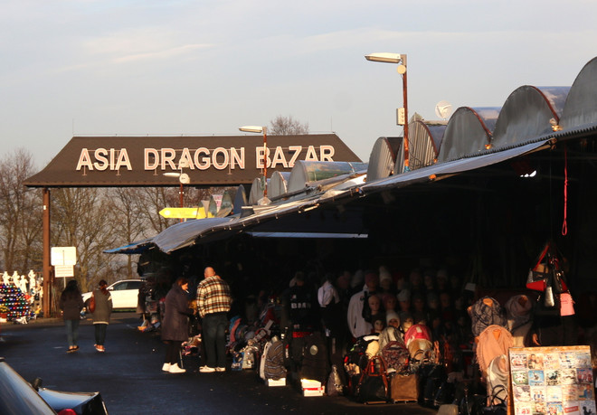 Hơn 5 tỷ đồng hỗ trợ các nạn nhân người Việt trong vụ cháy chợ ở Séc ảnh 1