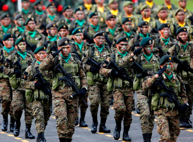 Ông Duterte đòi Mỹ không trữ vũ khí tại các doanh trại ở Philippines ảnh 1