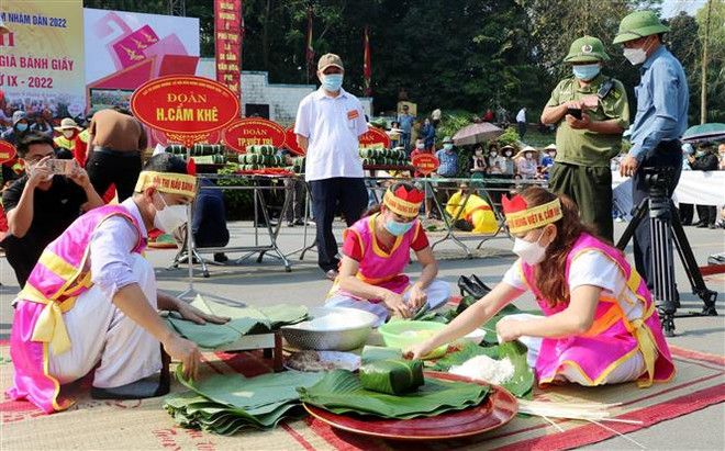 Hội thi gói bánh chưng, bánh giầy nhân dịp Giỗ Tổ Hùng Vương 2022 ảnh 1