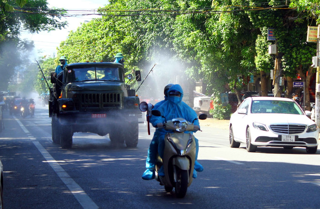 Thành phố Vinh ghi nhận thêm một trường hợp dương tính với SARS-CoV-2 ảnh 1