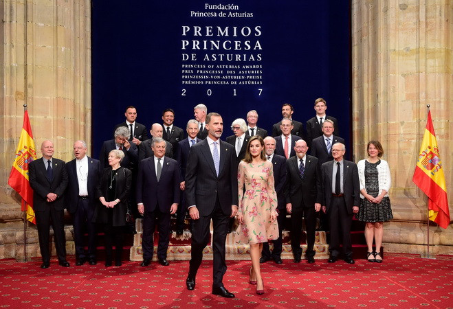 Nhà Vua Tây Ban Nha lên án mưu toan ly khai của vùng Catalunya ảnh 1