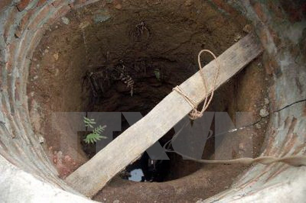 Cứu lợn bị rơi xuống giếng, hai chú cháu tử vong vì ngạt khí ảnh 1
