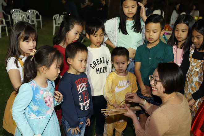 Đêm Hội trăng rằm dành cho thiếu nhi Việt Nam tại Nam Phi ảnh 2