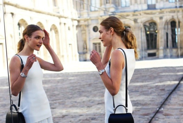 Mãn nhãn ngắm các tín đồ thời trang trên đường phố Paris ảnh 3