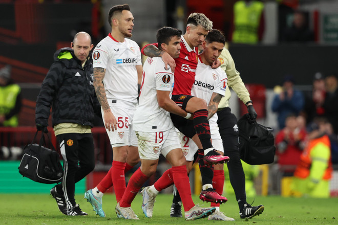 M.U chịu tổn thất lớn sau trận hòa tiếc nuối tại Old Trafford ảnh 2