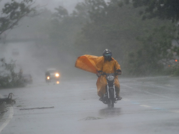 [Photo] Bão Rammasun gây ảnh hưởng nặng nề ở Philippines ảnh 4