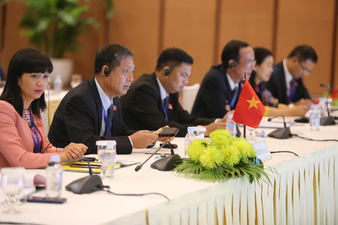 Đoàn Việt Nam tại hội nghị. (Ảnh: Trần Long/Vietnam+) Ủy ban Quốc phòng và An ninh Quốc hội CLV ký biên bản hợp tác ảnh 1