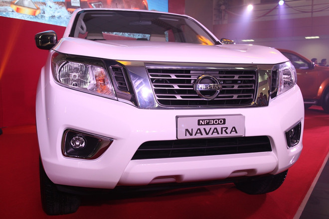 Nissan NP300 Navara EL ra mắt thị trường Việt với giá 649 triệu đồng ảnh 1