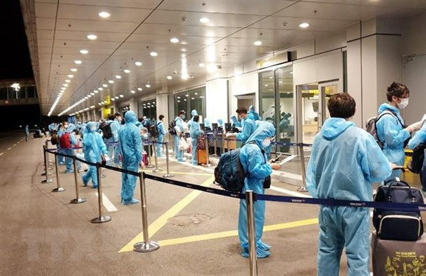 Đưa gần 350 công dân Việt Nam từ châu Âu, châu Phi và Nam Mỹ về nước ảnh 1