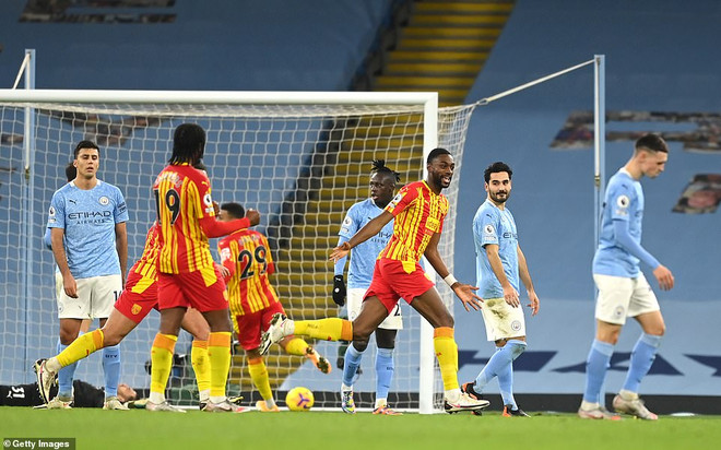 Chelsea thua trận thứ 2 liên tiếp, West Brom gây sốc trước Man City ảnh 2